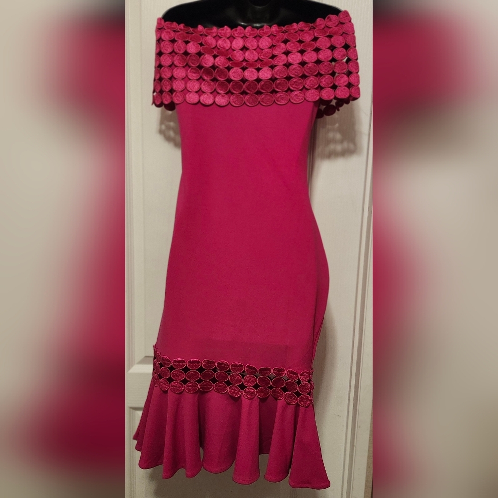 Valentine Chic Off-Shoulder Pink Midi Dress Size Large EUC